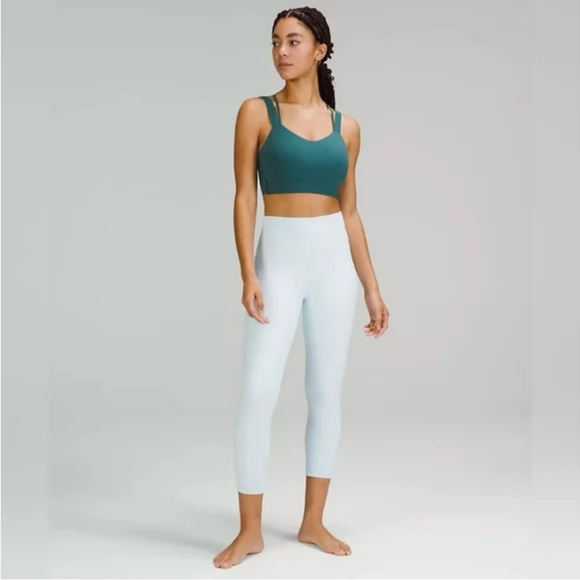lululemon Align™ High-Rise Pant 25"
Powder Blue - Picture 4 of 5